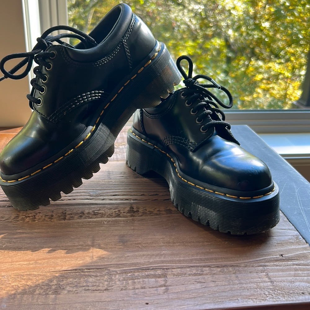 Dr. Martens leather platform 8053 Quad.